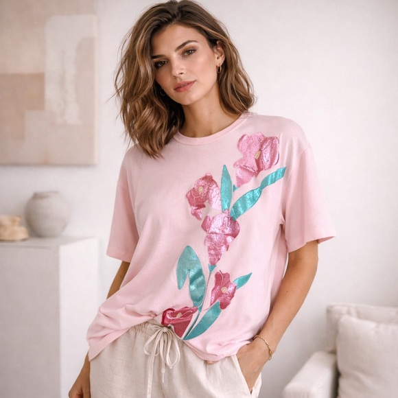 Vintage Tops - 80s Artwear Graphic Appliqué Tee Iridescent Floral One Stitch Handmade Sz M